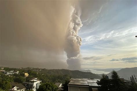 volcano eruption 2020 video